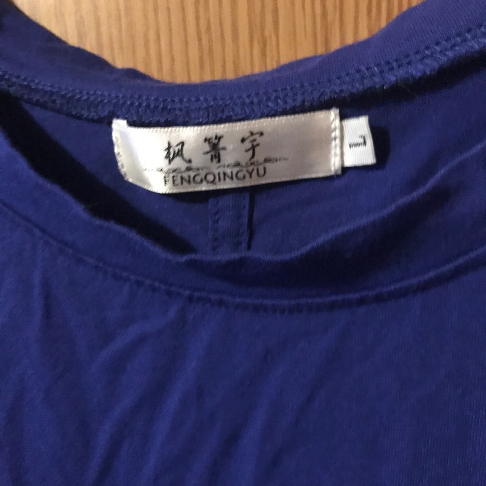 Blue Top Large - Picture 2 of 3